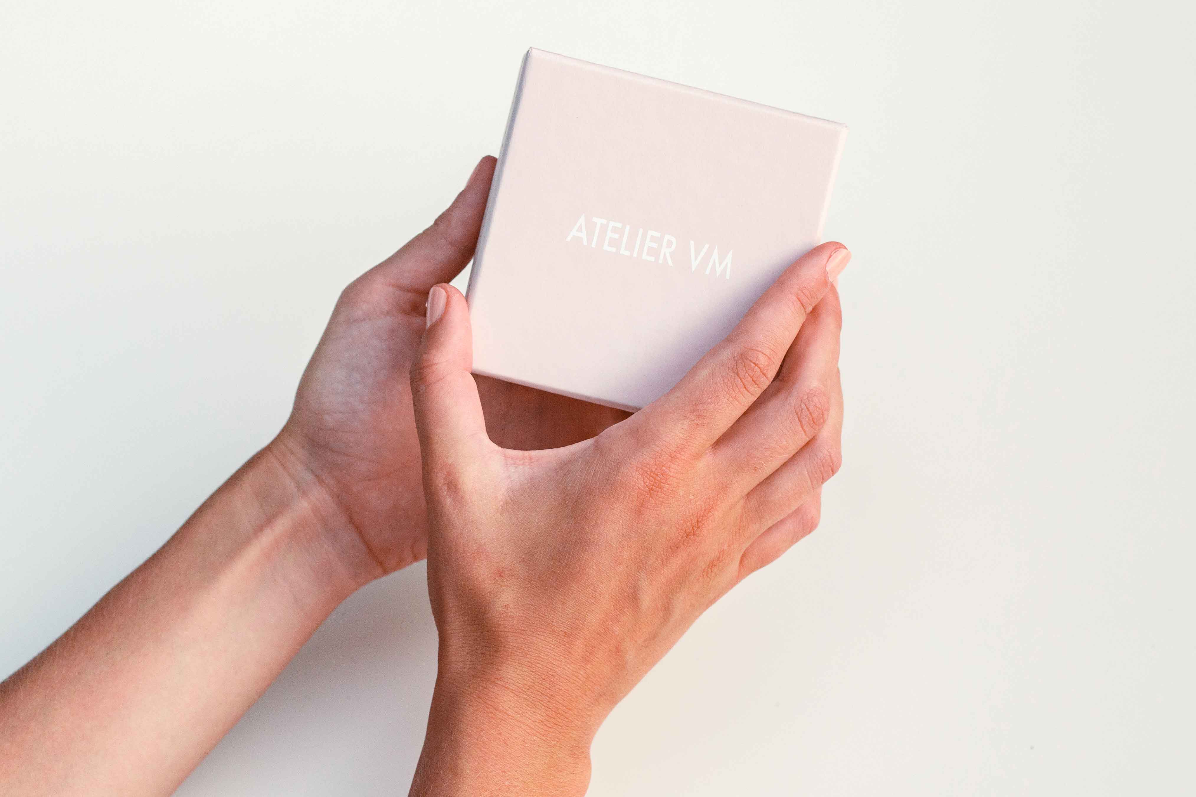 Delizioso Lessismore Medium Ring