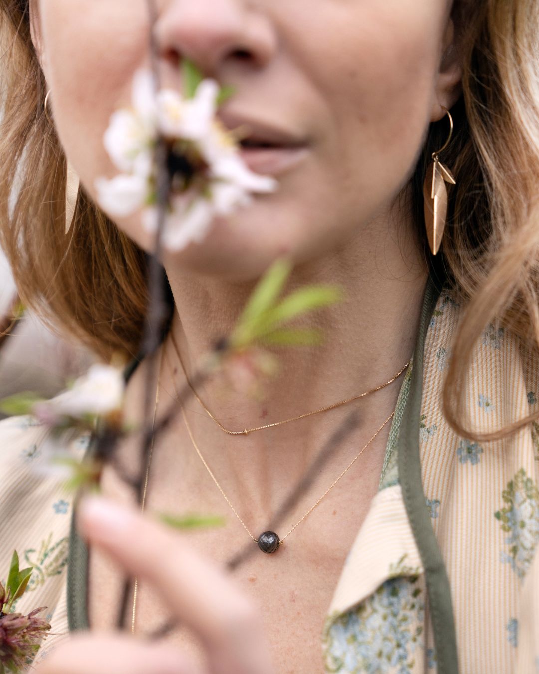 Iside Mono Foglia Earring