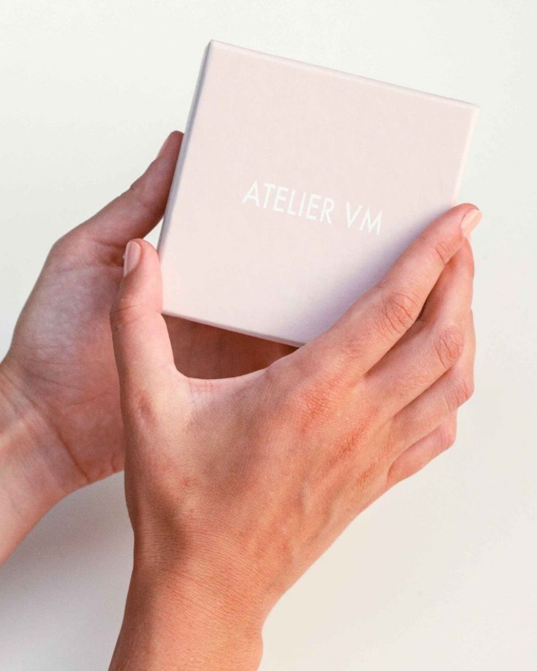 Packaging Pon Pon Necklace