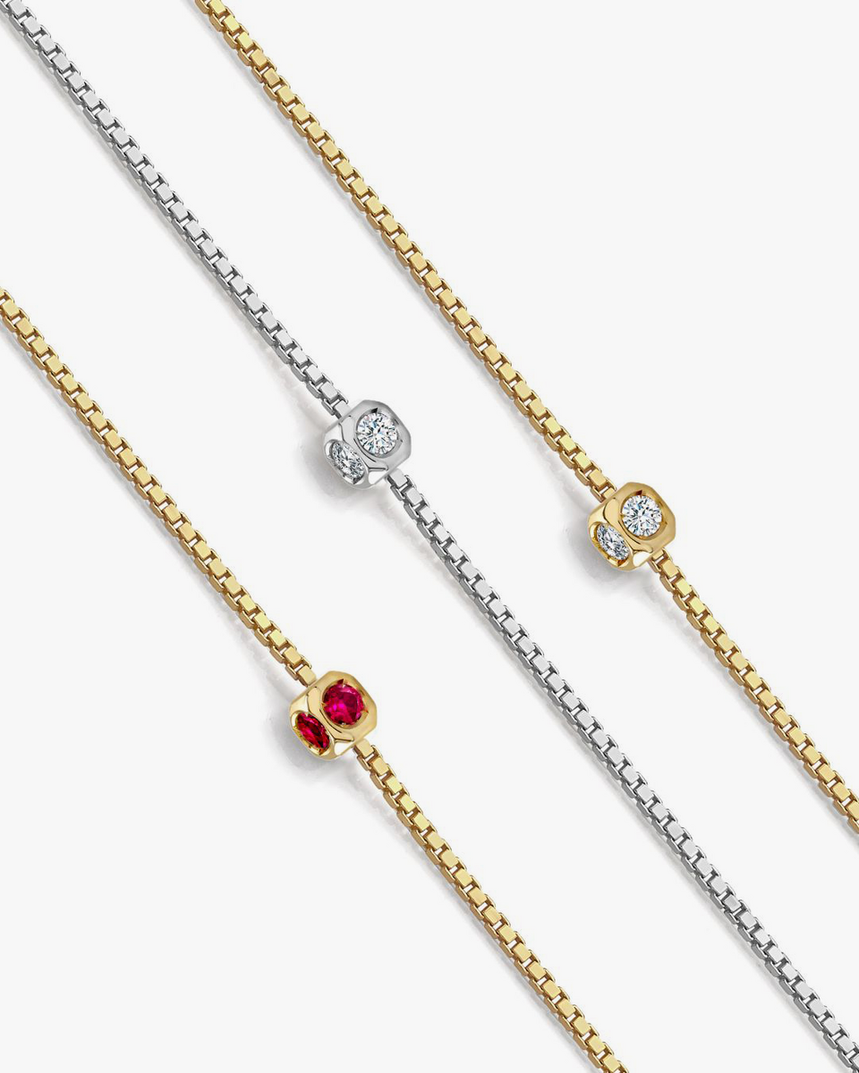 L'Essenziale Carezza Bracelet