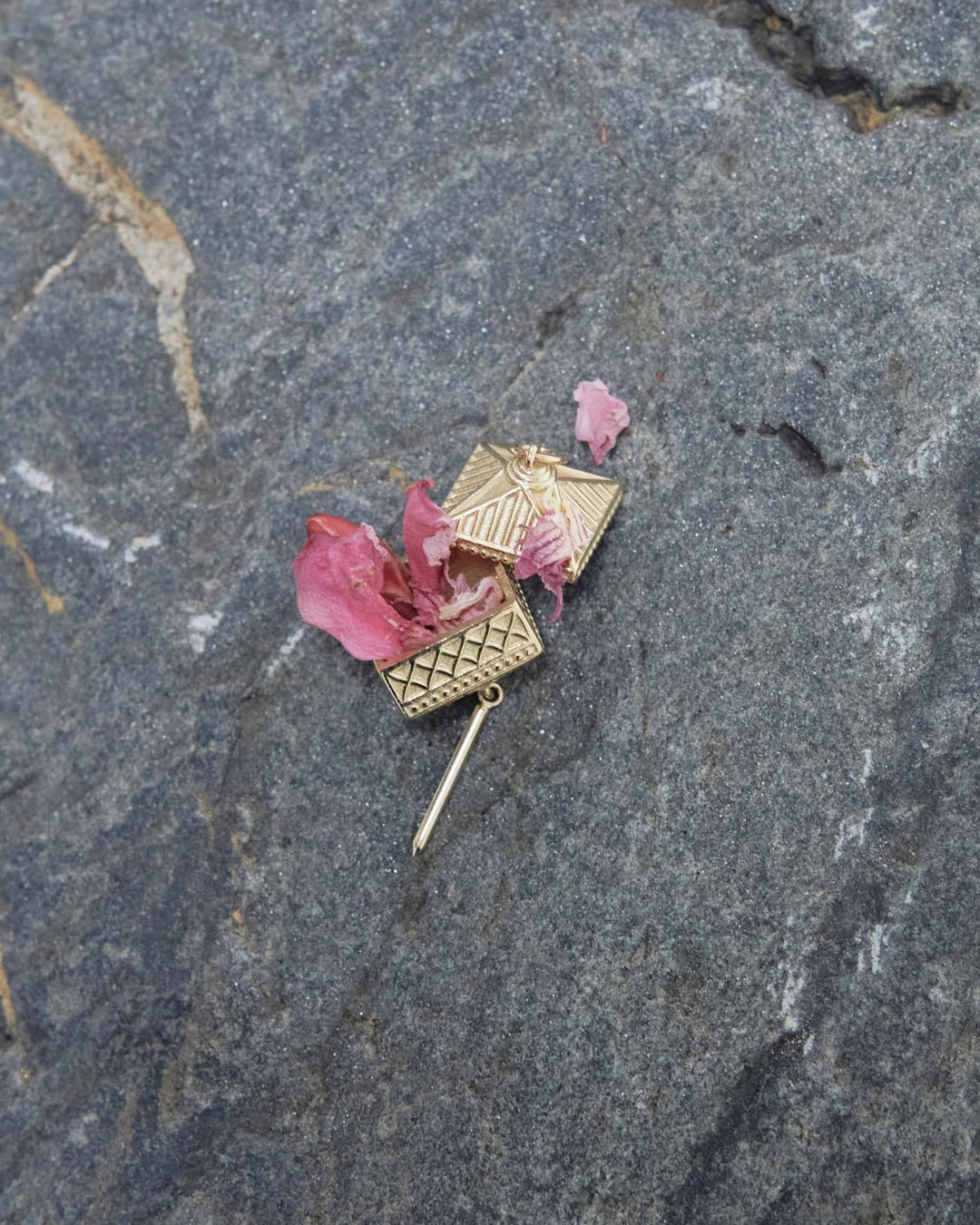 MEMORIE CHARM
